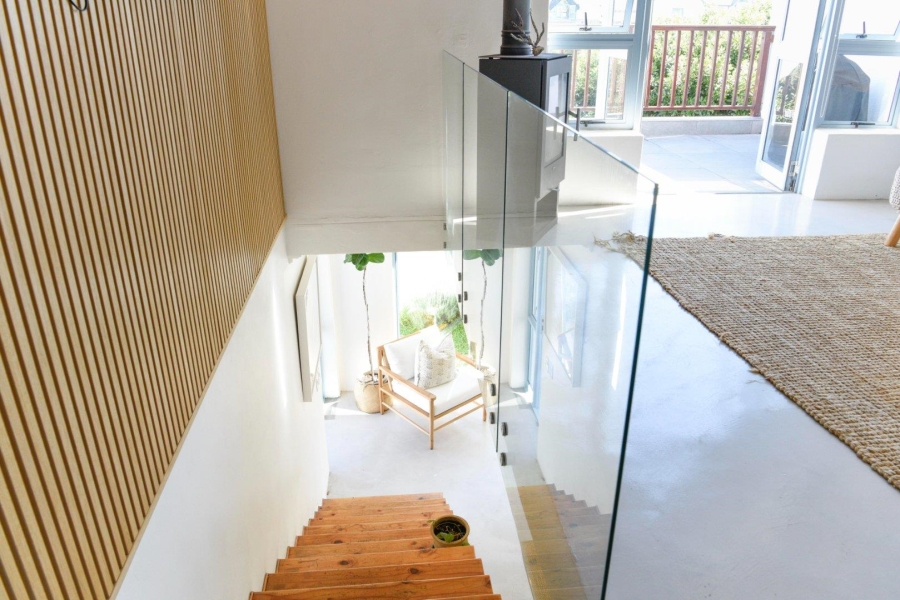 To Let 3 Bedroom Property for Rent in Big Bay Western Cape
